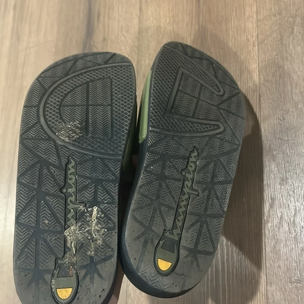 Champion Sandals ! Size 10